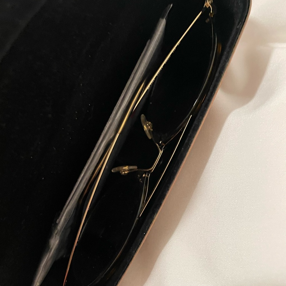 Ray Bans Tortoise and Gold - Picture 8 of 10